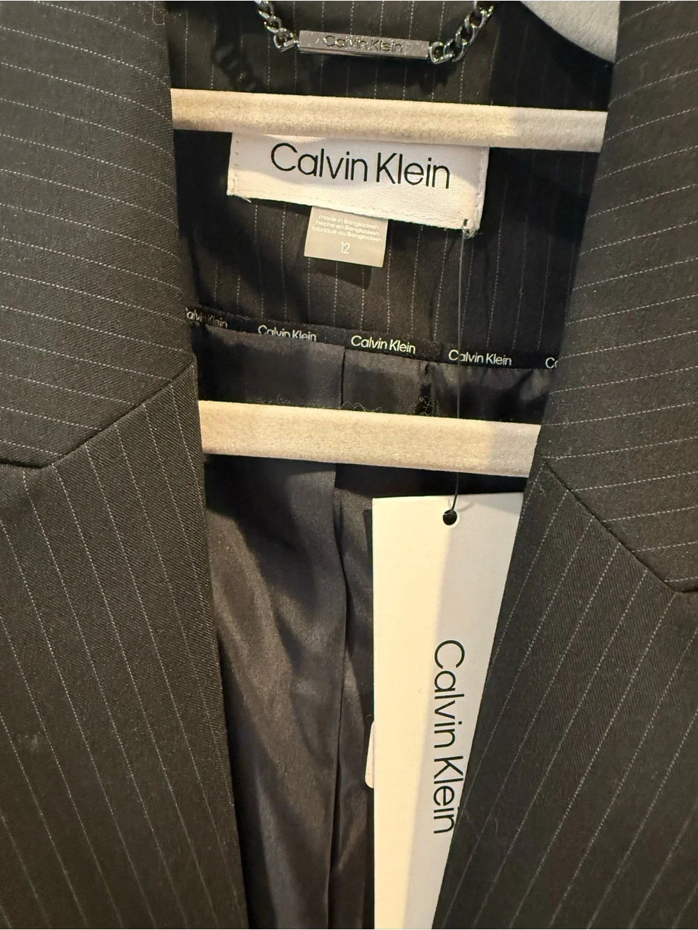 Calvin Klein Men's Black Pinstripe Double-Breasted Sleeveless Blazer Vest - Picture 3 of 6